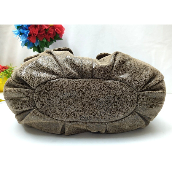 B. Makowsky Gray Crackled Leather Zipper Pockets Shoulder Bag - Picture 7 of 16